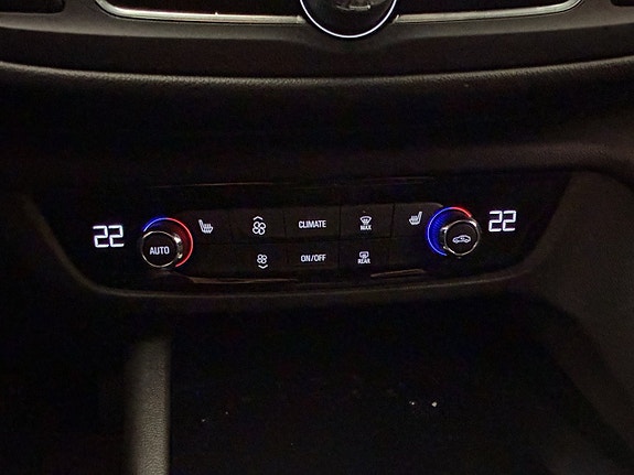Opel Insignia 21 of 29