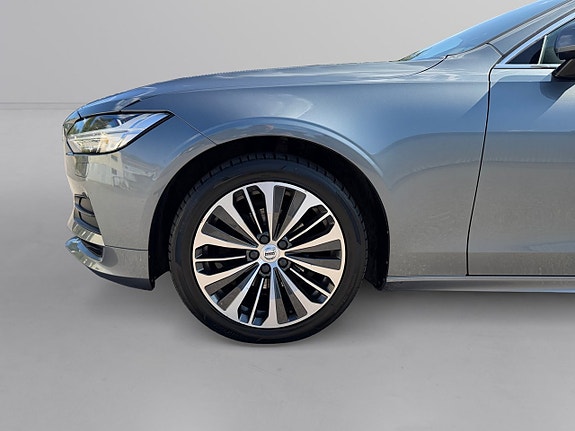 Volvo V90 3 of 15