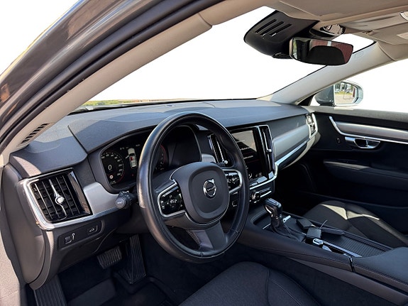 Volvo V90 11 of 15