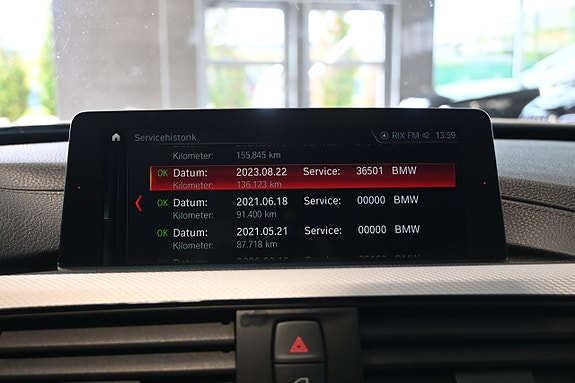 BMW 320d 24 of 26