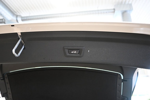 BMW 320d 16 of 26