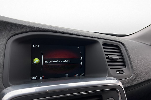 Volvo V60 Cross Country 19 of 24