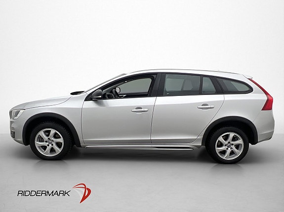 Volvo V60 Cross Country 4 of 24
