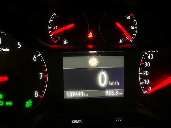 Opel Grandland X 17 of 21