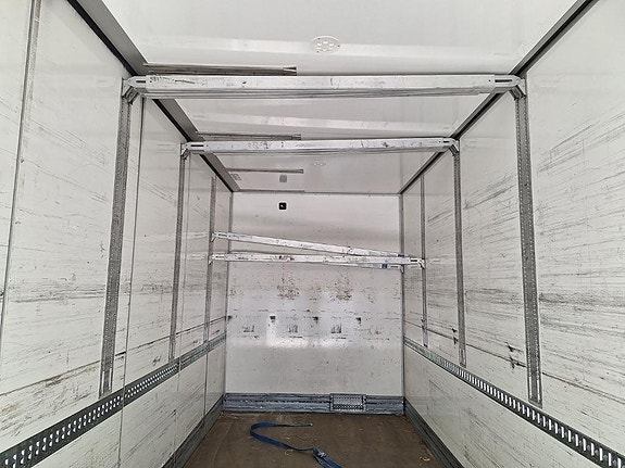Volvo Vehicle Rigid 6x2-2 box full side opening 12 of 20