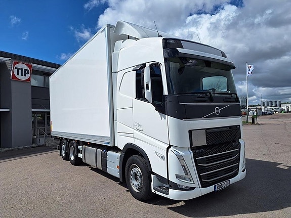 Volvo Vehicle Rigid 6x2-2 box full side opening 2 of 20