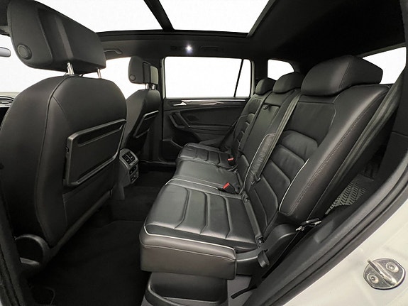 Volkswagen Tiguan Allspace 19 of 30