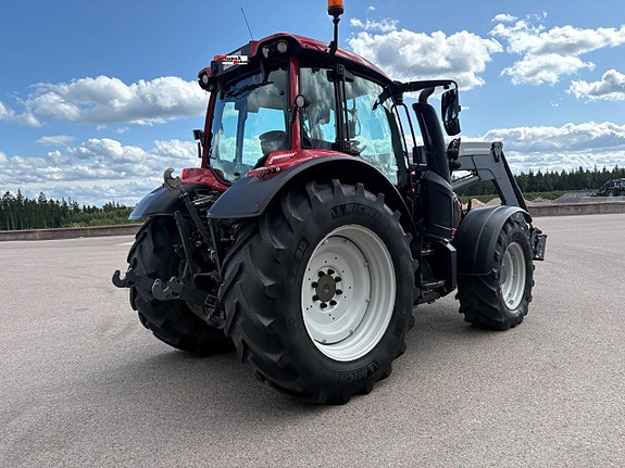 Valtra N154 Versu / Frontlyft / 4077 timmar 6 of 11