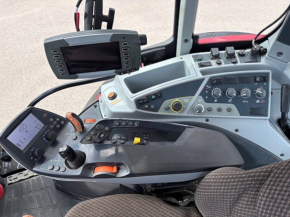 Valtra N154 Versu / Frontlyft / 4077 timmar 11 of 11