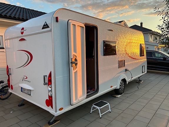 Bürstner Premio 550 TK – Barnkammarvagn med förtält & påskmarkis 6 of 30