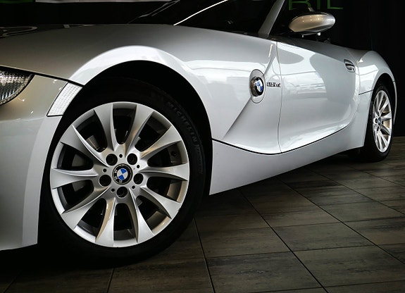 BMW Z4 7 of 19
