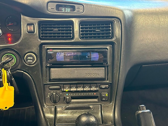 Toyota MR2 16 of 18