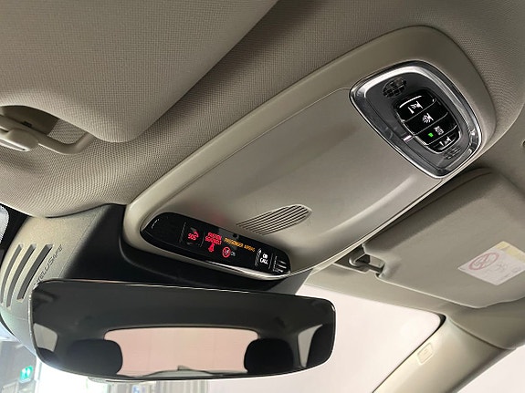Volvo V90 Cross Country 18 of 20
