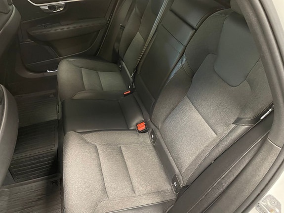 Volvo V90 Cross Country 5 of 20