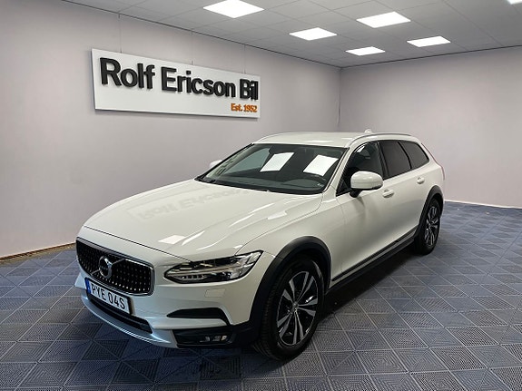 Volvo V90 Cross Country