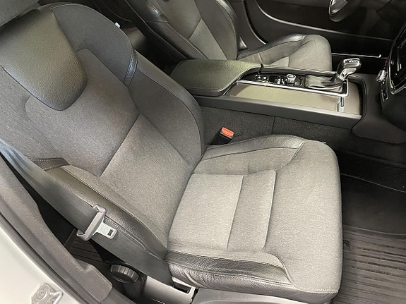 Volvo V90 Cross Country 10 of 20