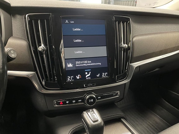 Volvo V90 Cross Country 16 of 20