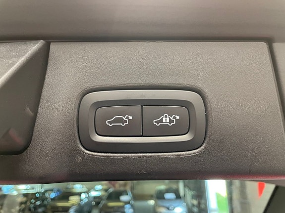 Volvo V90 Cross Country 8 of 20