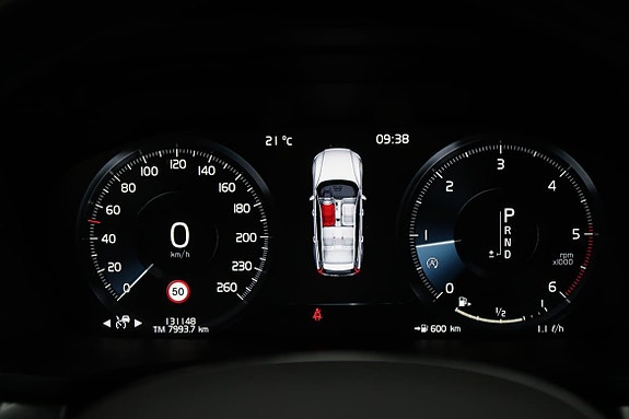 Volvo V60 Cross Country 9 of 24