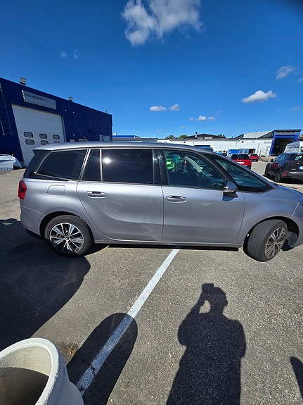 Citroen Grand C4 Picasso 3 of 7