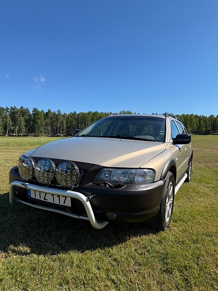 Volvo XC70 10 of 20
