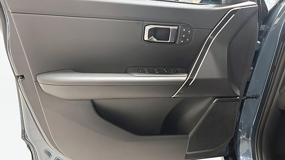 Kia Seltos 11 of 12