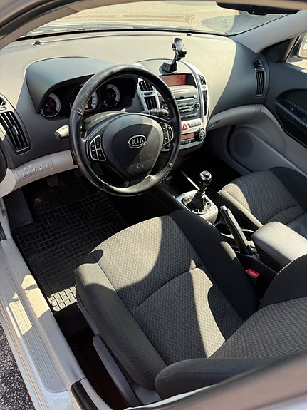 Kia Ceed 6 of 13