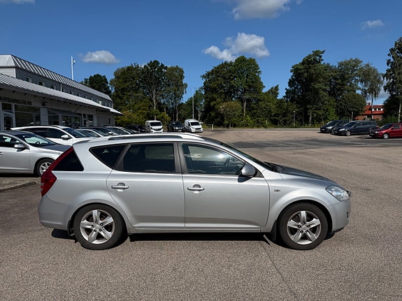 Kia Ceed 4 of 13