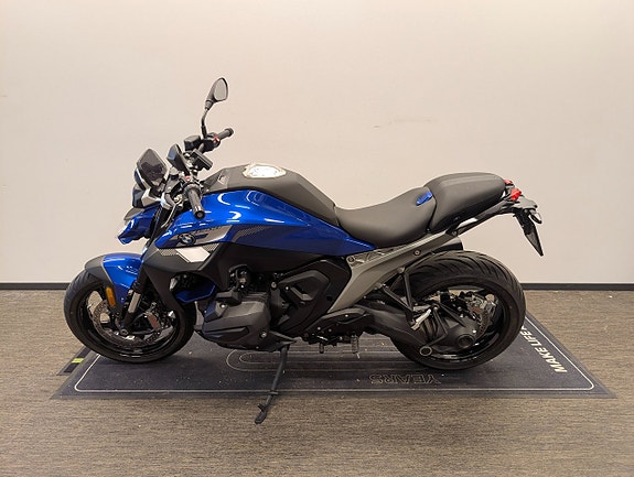 BMW R1300R 4 of 4