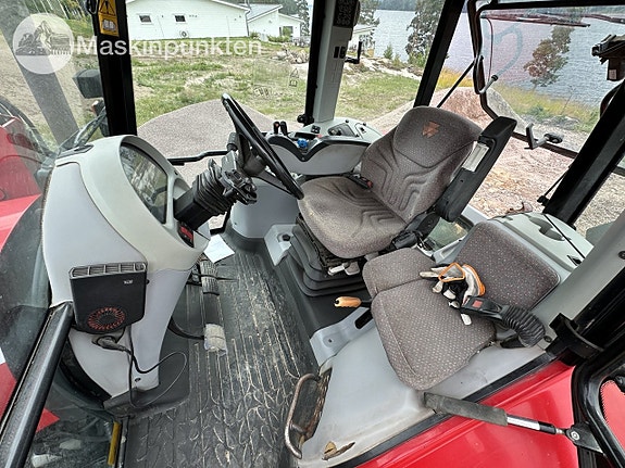 Massey Ferguson 6455 med lastare 11 of 27