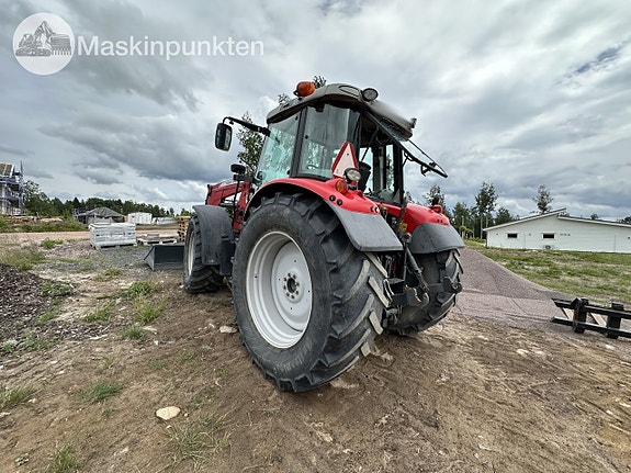 Massey Ferguson 6455 med lastare 8 of 27