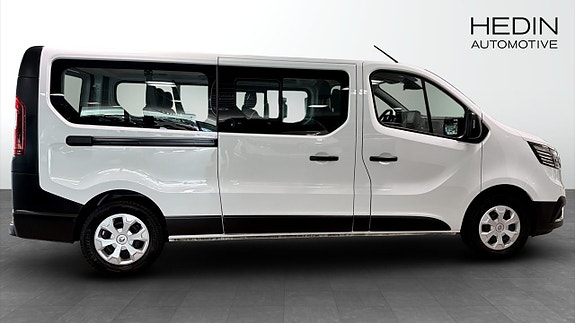 Renault Trafic 6 of 9