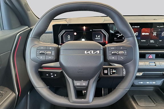 Kia Seltos 9 of 25