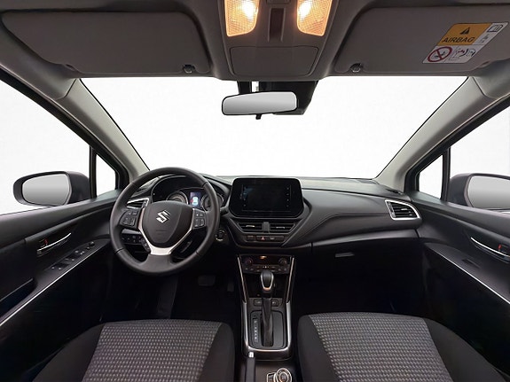 Suzuki S-Cross 13 of 30