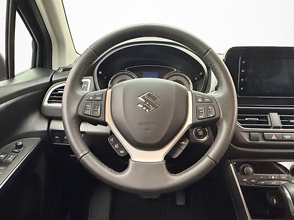 Suzuki S-Cross 14 of 30