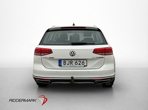 Volkswagen Passat Alltrack 7 of 30