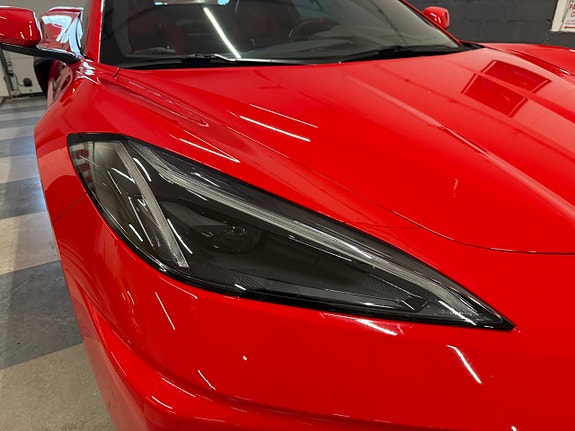 Chevrolet Corvette 16 of 30