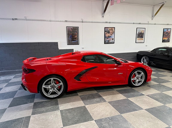 Chevrolet Corvette 12 of 30