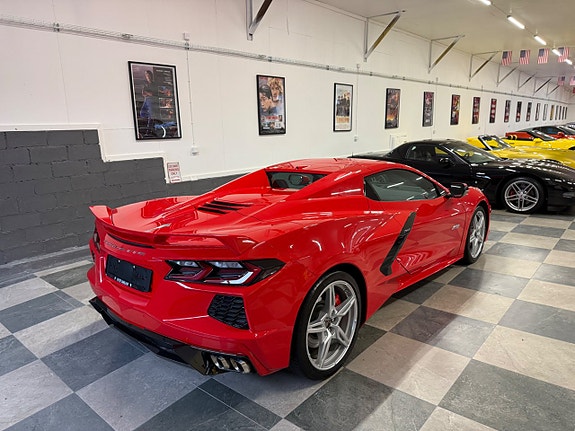 Chevrolet Corvette 11 of 30
