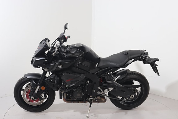 Yamaha MT-10 5 of 6