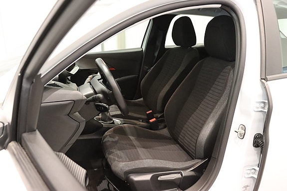 Peugeot 208 7 of 19