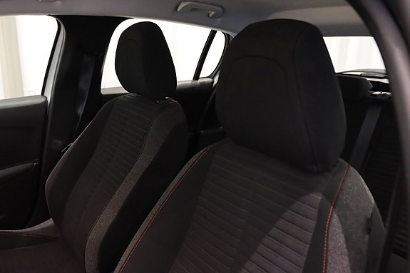 Peugeot 208 19 of 19