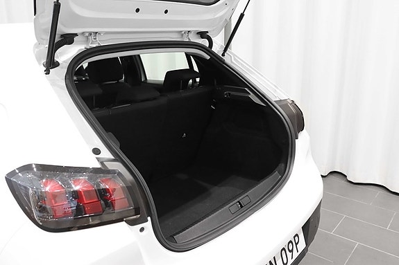 Peugeot 208 5 of 19