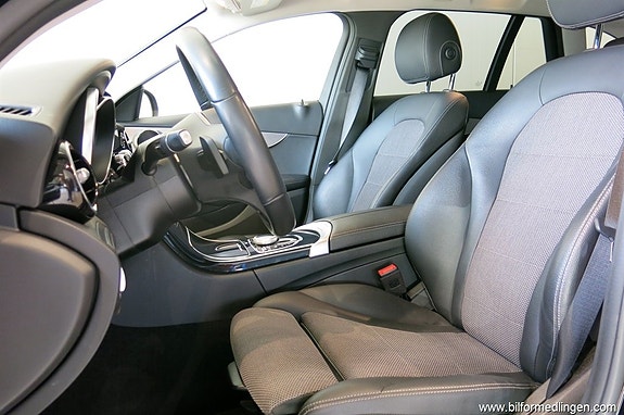 Mercedes-Benz C200 d 8 of 17