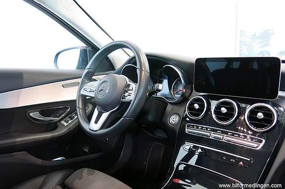 Mercedes-Benz C200 d 7 of 17