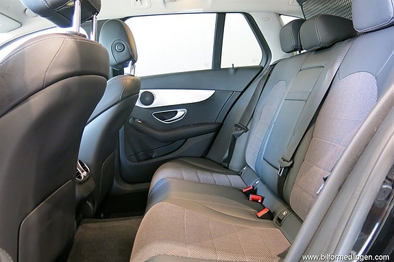 Mercedes-Benz C200 d 9 of 17