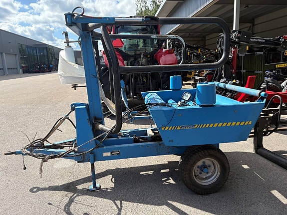 Claas rundbalspress & Vestmek inplastare 5 of 8