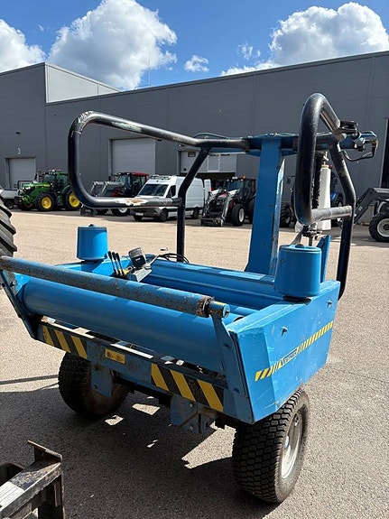 Claas rundbalspress & Vestmek inplastare 8 of 8