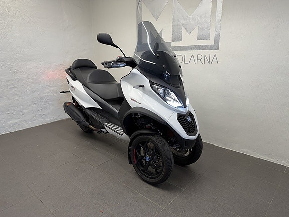 Piaggio MP3 400 HPE 3 of 12
