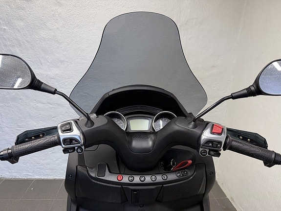 Piaggio MP3 400 HPE 7 of 12